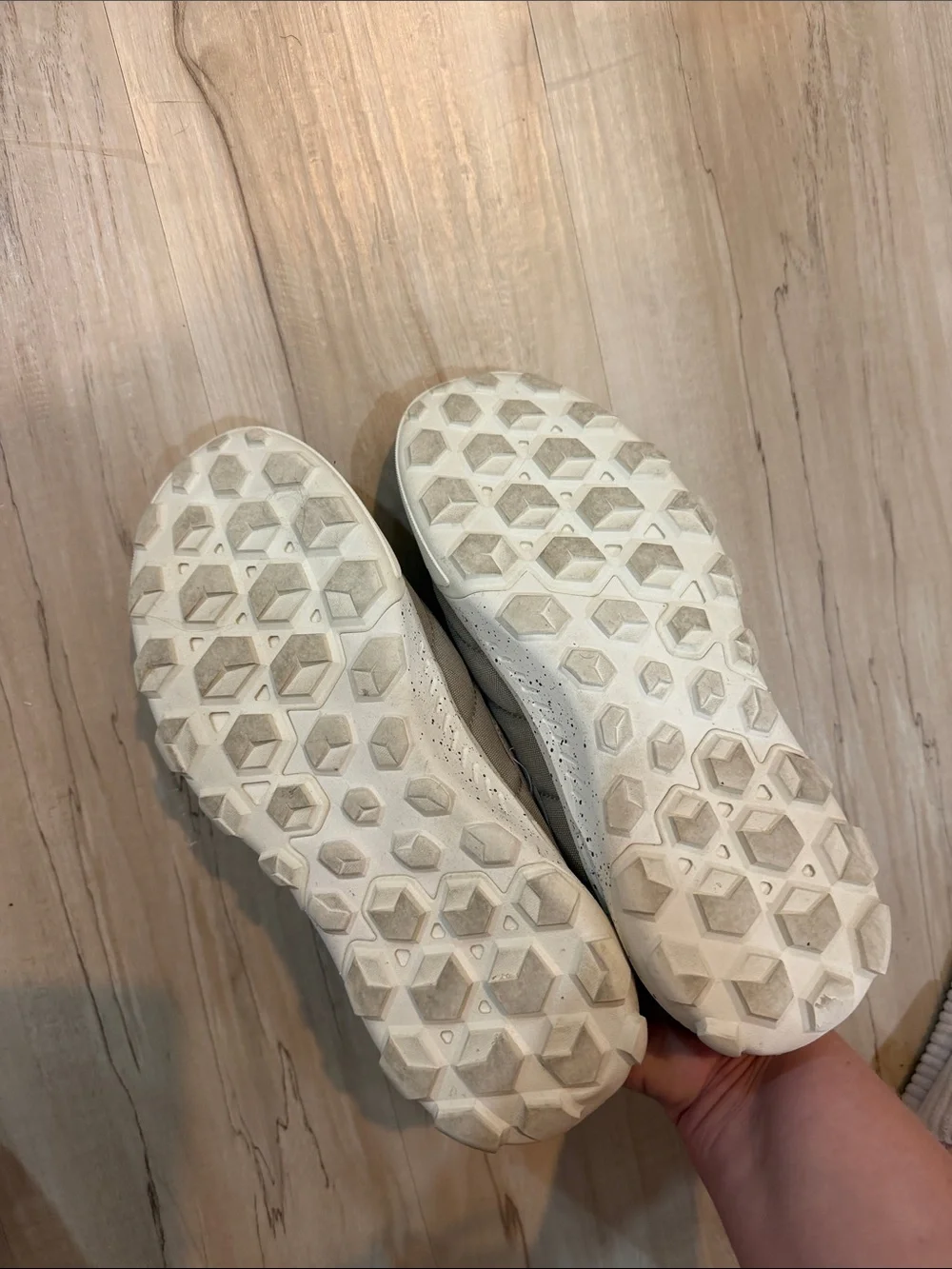 Vans slip sneakers